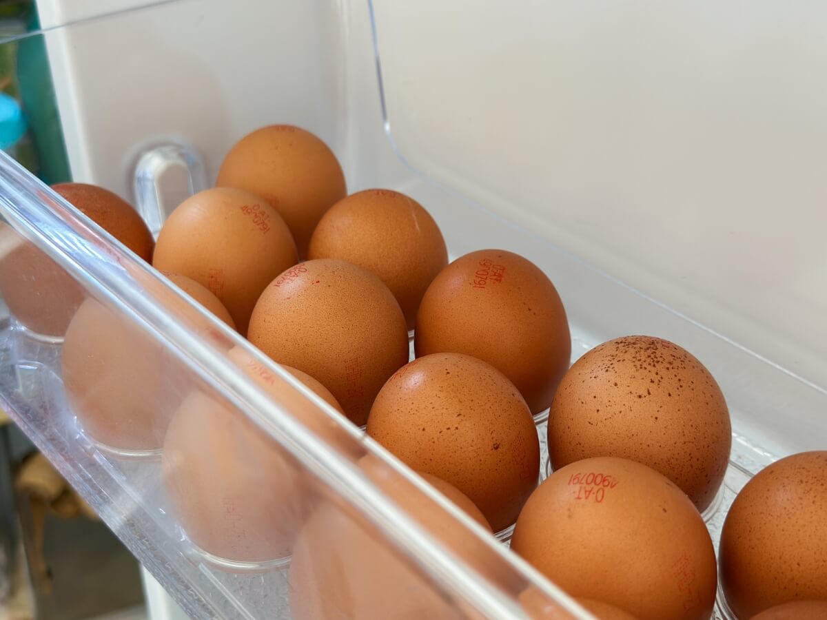 Vajcia v chladničke.