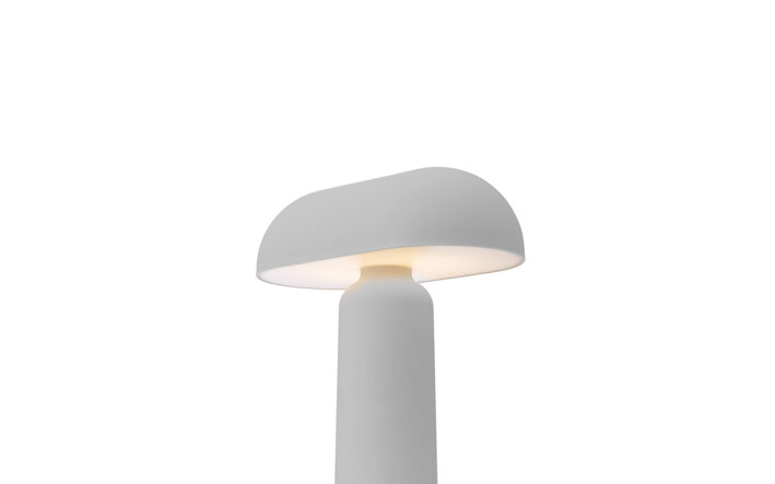 Sivá stolová LED lampa s nastaviteľnou intenzitou osvetlenia