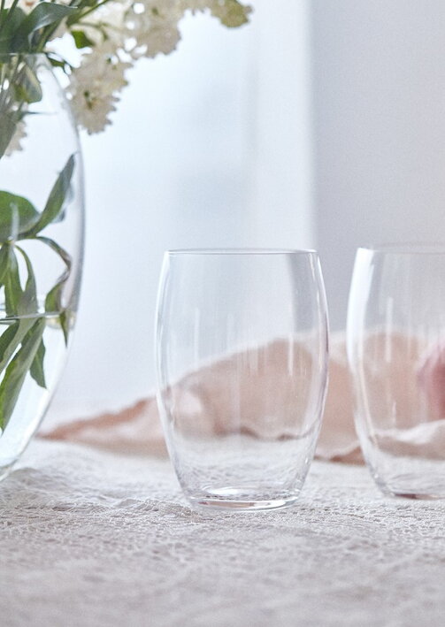 Ručne fúkané minimalistické poháre na vodu z českého krištáľu