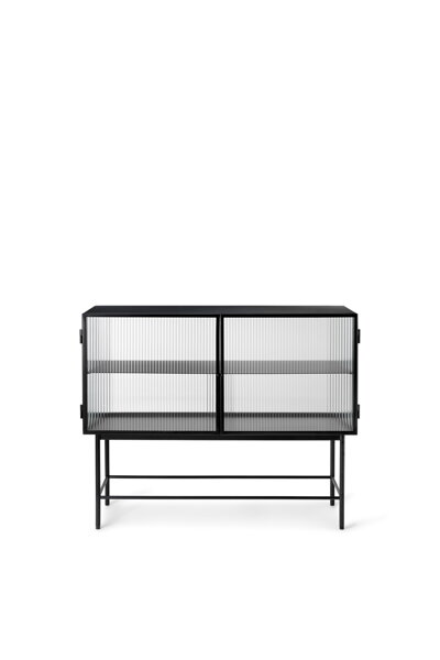 Komoda Haze Reeded, vlnité sklo – čierna