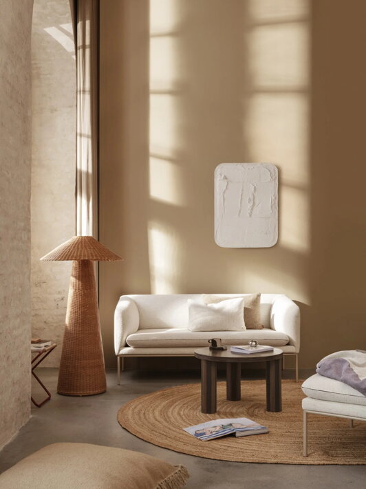 Luxusná sivobiela pohovka s minimalistickým dizajnom