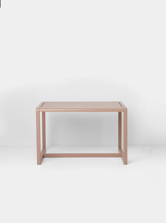 Minimalistický dizajnový stôl pre deti v ružovej farbe
