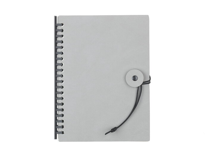 Kožený zápisník so zapínaním vo farebnej kombinácii čierna/sivá
