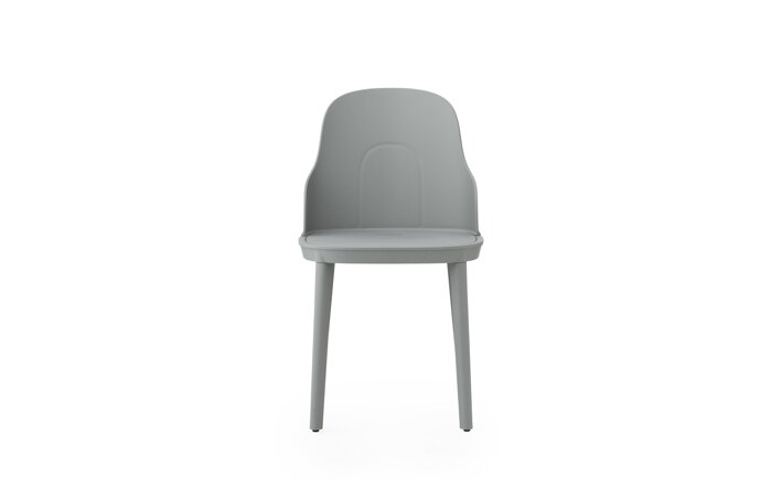 Detail sivej jedálenskej stoličky z odolného plastu