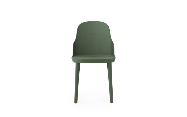 Detail tmavozelenej jedálenskej stoličky z plastu