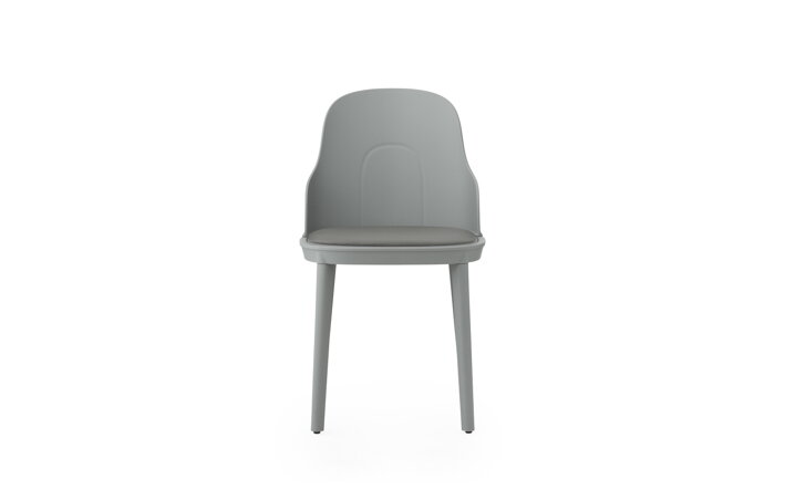 Detail sivej jedálenskej stoličky z odolného plastu s čalúnením z kože