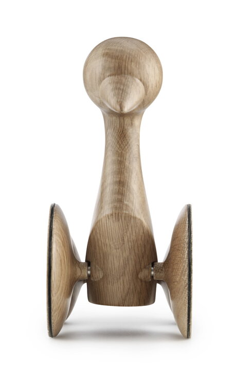 Dizajnová dekoračná figúrka kačka z masívneho dubového dreva s kolieskami