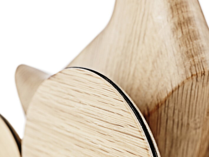 Protišmykový gumový prúžok na drevených kolieskach dizajnovej figúrky Ducky