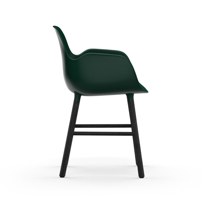 Bočný pohľad na zelenú jedálenskú stoličku s podrúčkami a s čiernymi dubovými nohami 