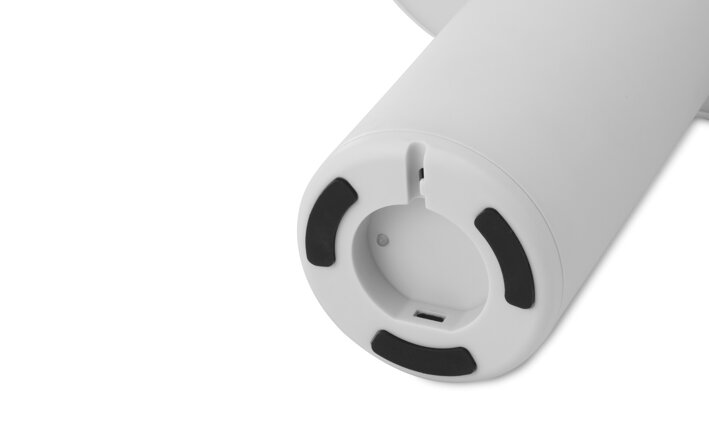 Sivá prenosná lampa s protišmykovým silikónovým krúžkom