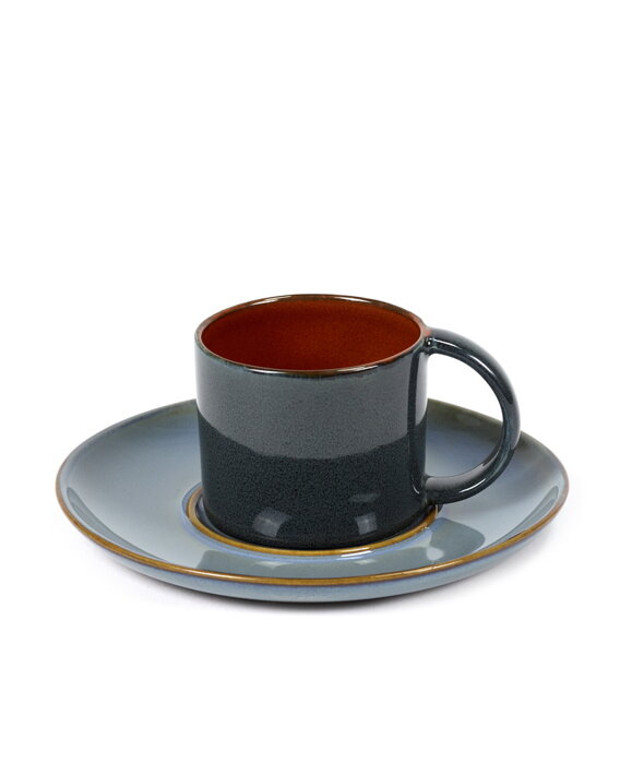 Sivomodrá keramická podšálka s nízkou tmavomodrou šálkou na espresso