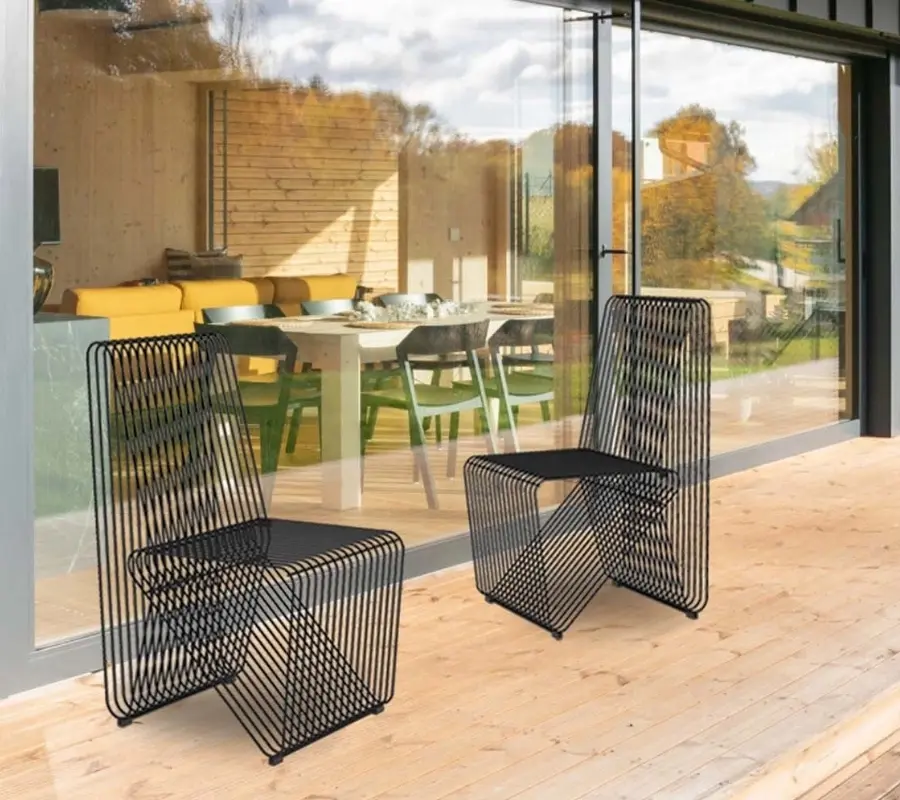 Dizajnové záhradné stoličky čiernej farby z pozinkovanej ocele 