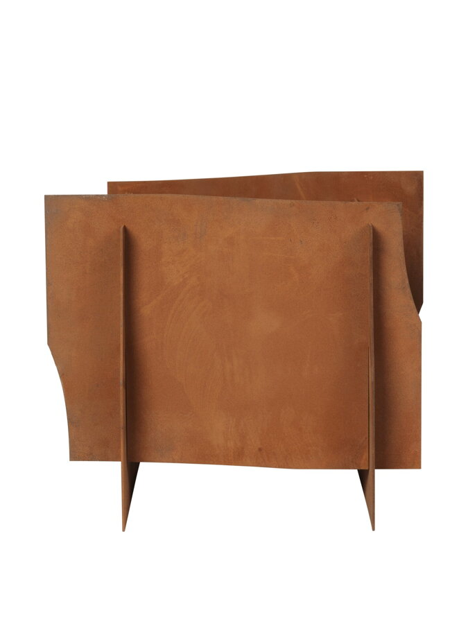 Exteriérový kvetináč Lapel Planter Rust v tvare štvorca z ocele Corten.