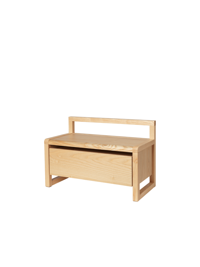 Detská lavica Little Architect s úložným priestorom, z jaseňového dreva prírodnej farby.