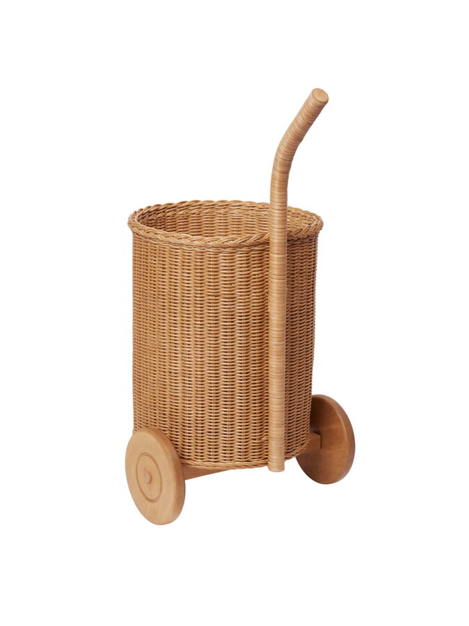 Ratanový vozík Tukki s borovicovými kolieskami.