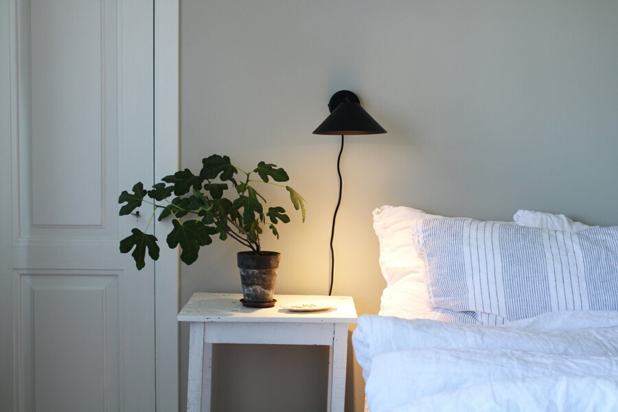 Cannes 20 Black fali lámpa – fekete