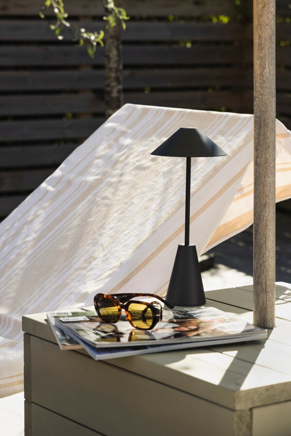 Cannes Black IP54 hordozható asztali lámpa – fekete