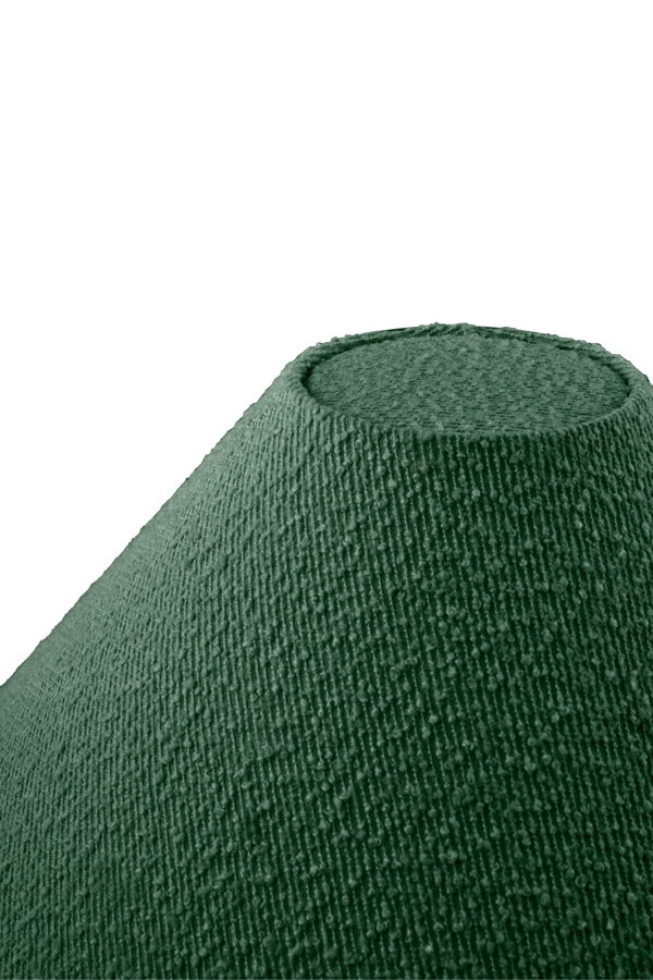 Detail na tkaninu bouclé tienidla na stojanovú lampu v zelenej farbe.