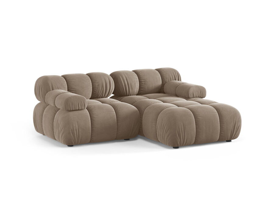 Sedačka Bellis v čalúnení Velvet (Bluvel) vo farbe cappuccino.