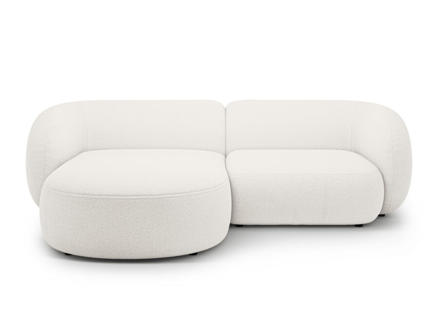 Modulárna rohová sedačka Kate v čalúnení boucle bielej farby.