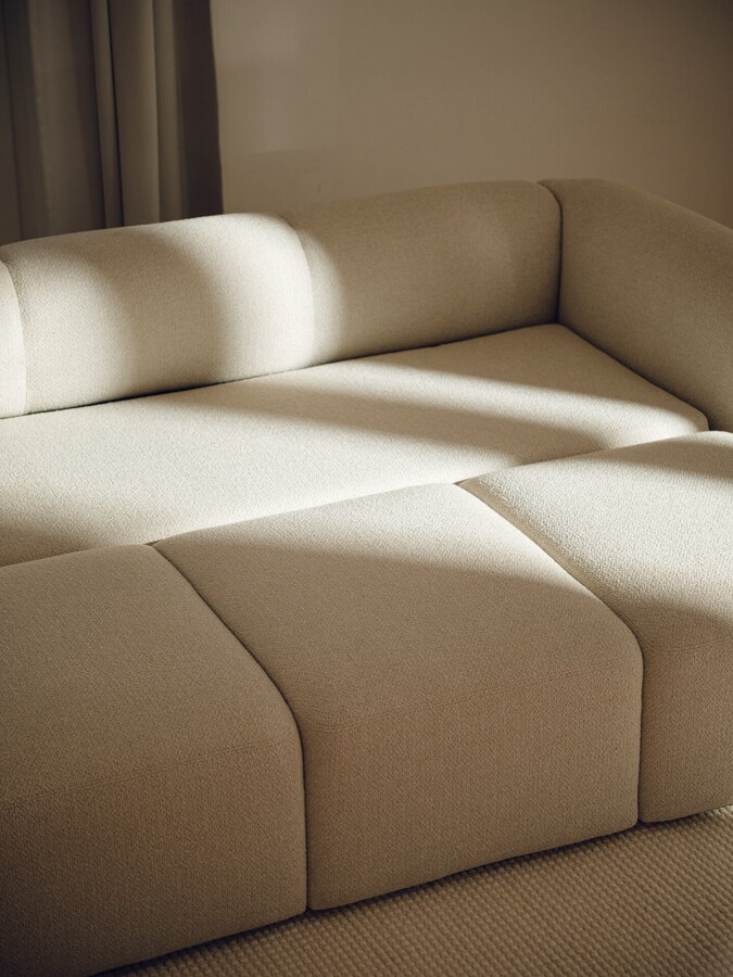 Flom Desert Beige Bouclé ágyazható kanapé, 3 személyes – bézs