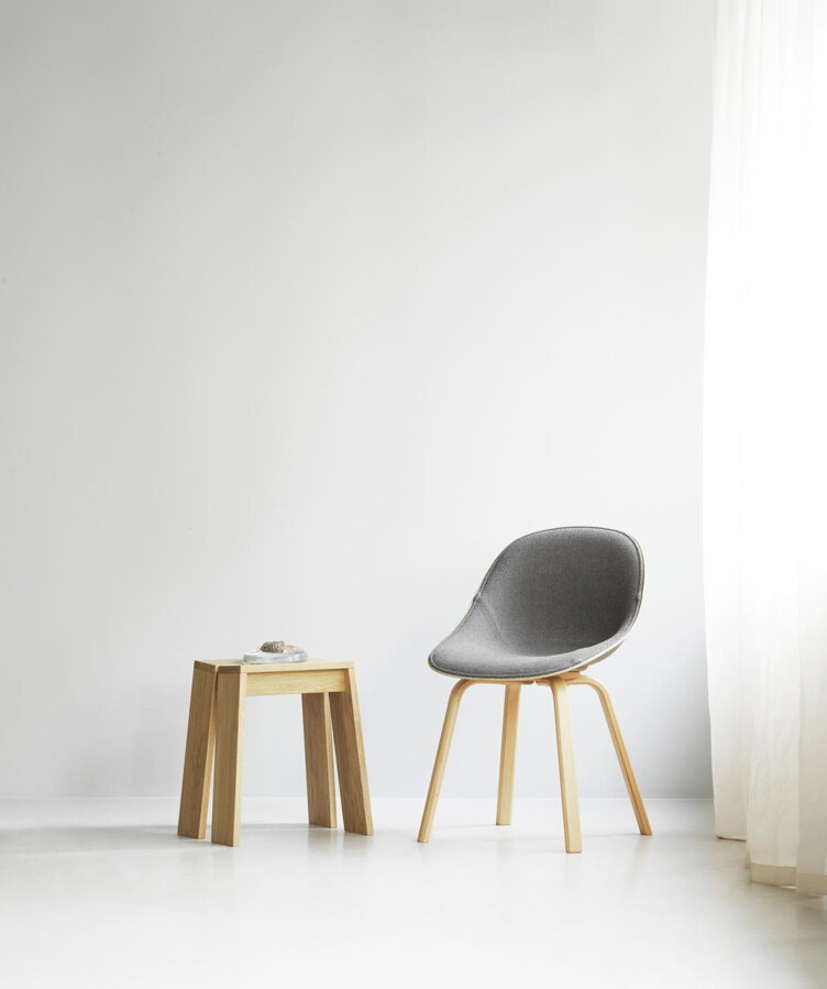 Príručný stolík/stolička Let Stool – prírodný/dub