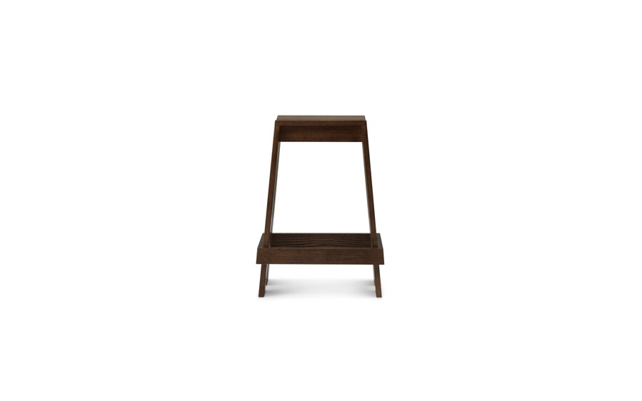 Tmavohnedá barová stolička Let Barstool s výškou 65 cm z masívneho jaseňového dreva.