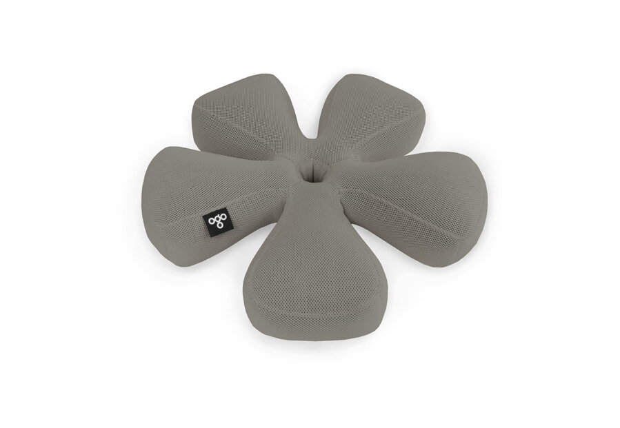 Puf Flower v kvalite látky 3D Agora a farebnom prevedení Mineral.