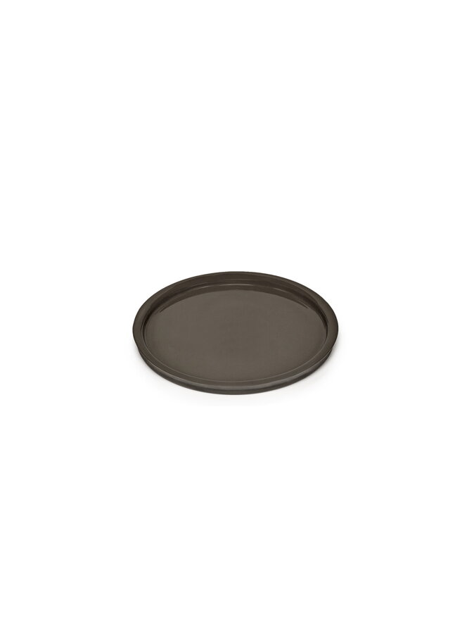 Malý plytký porcelánový tanier Dune remeselnej výroby v sivohnedej farbe s kombináciou lesklej a matnej povrchovej úpravy